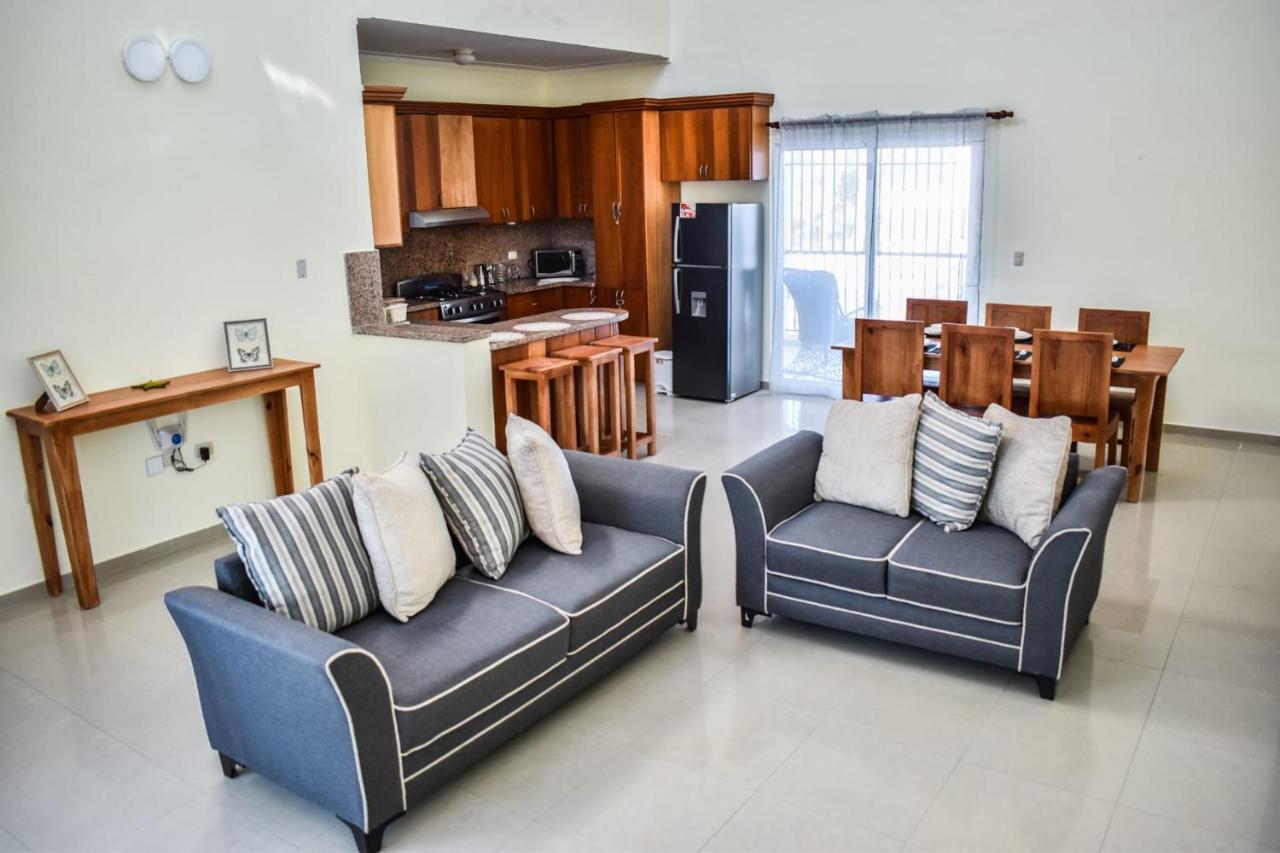 Hostal Palmas De Punta Cana F2 Bagian luar foto